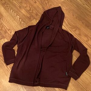 Skechers Maroon S Workout Hooded Wrap
